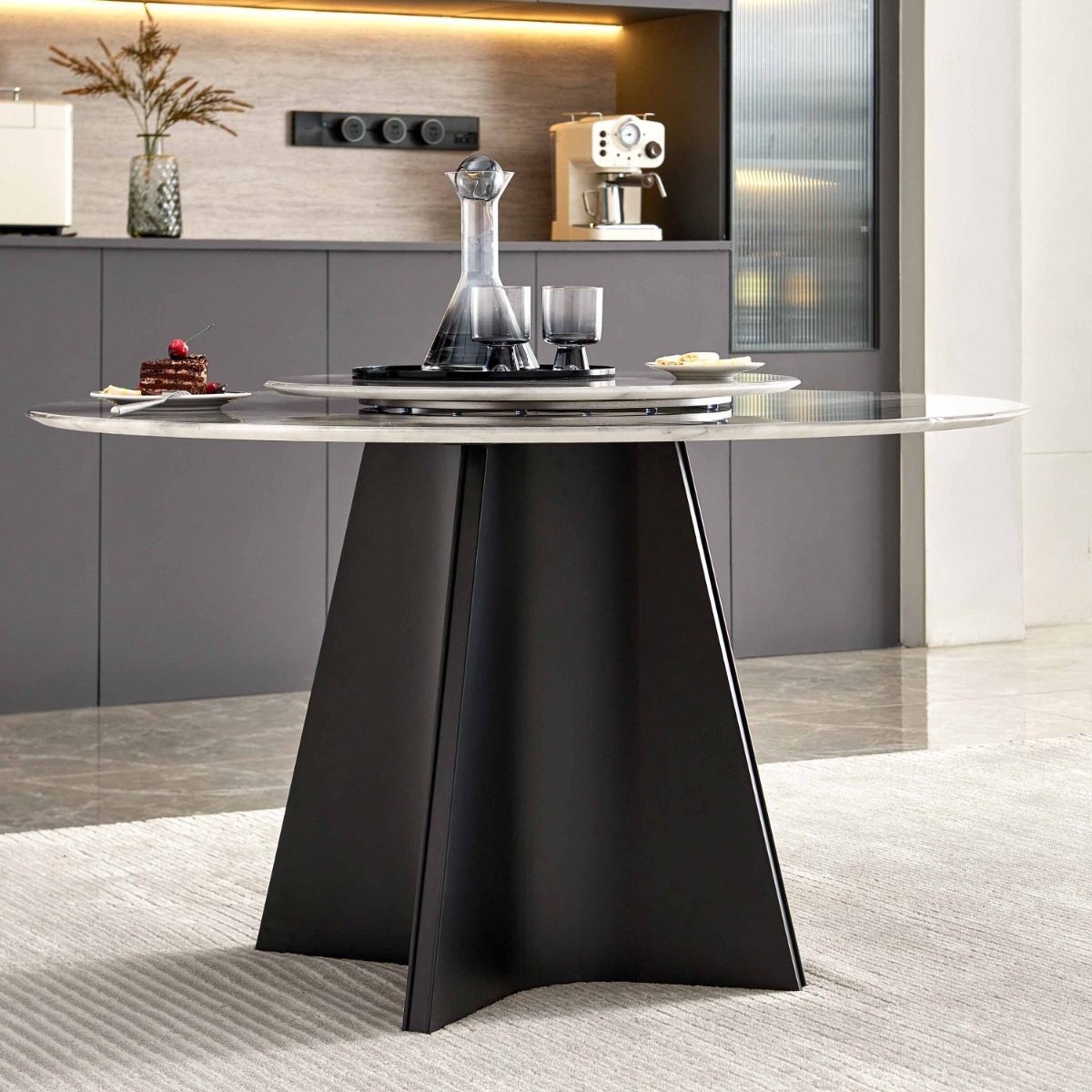 Reinoud 1.3M Round Dining Table