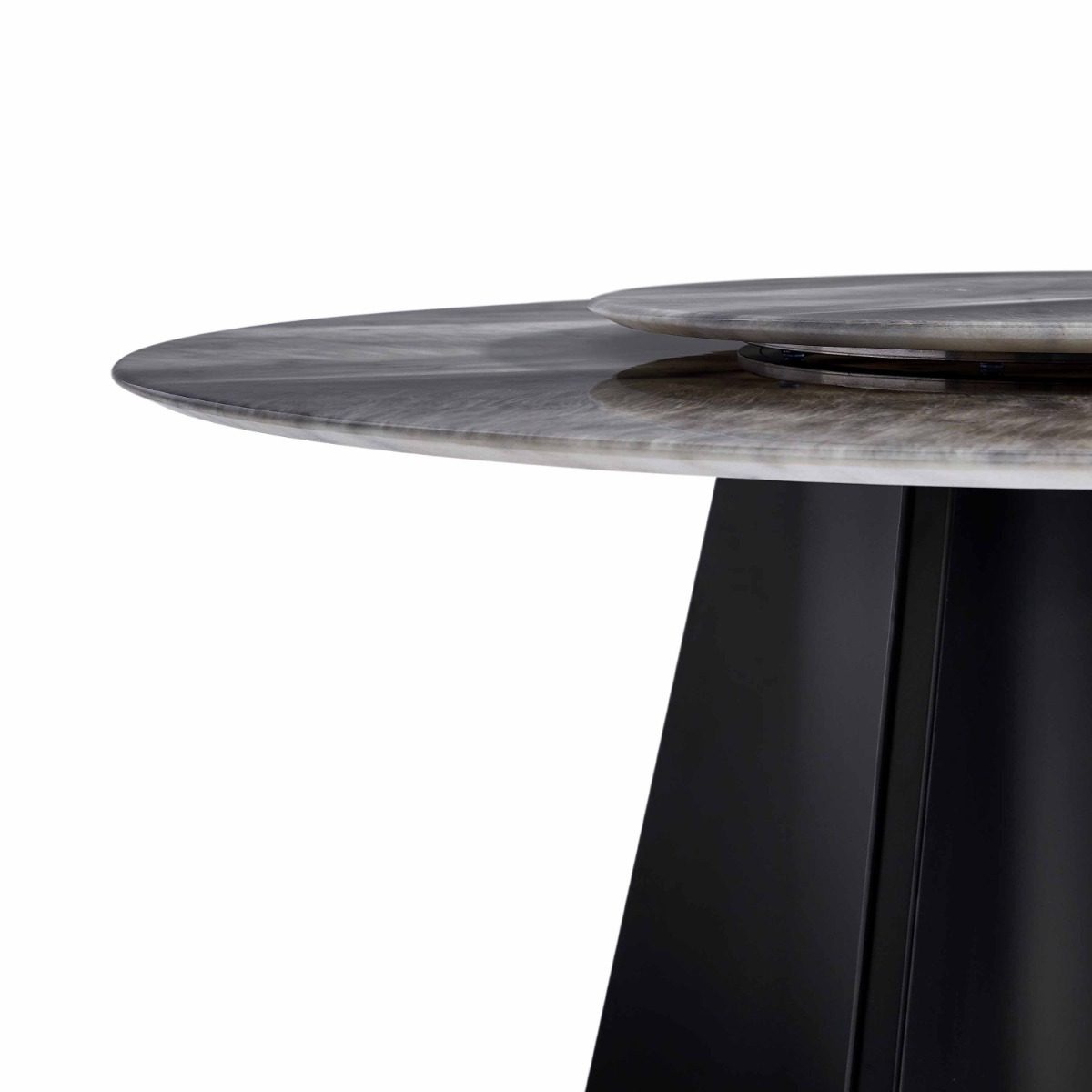 Reinoud 1.3M Round Dining Table