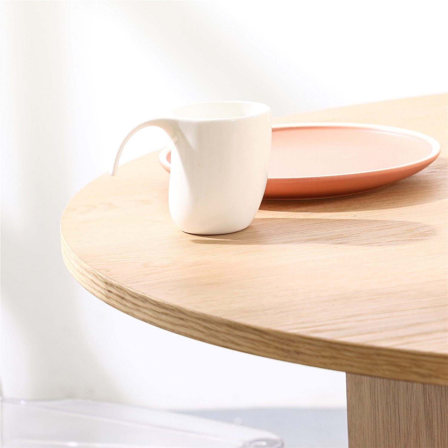 Naomi II Round Oak Veneer Dining Table – 120cm