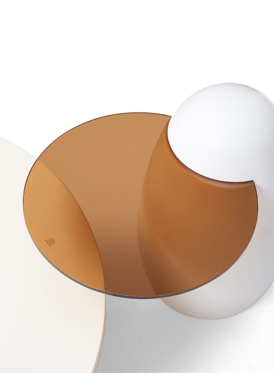 Eurneid Nesting Coffee Table Set