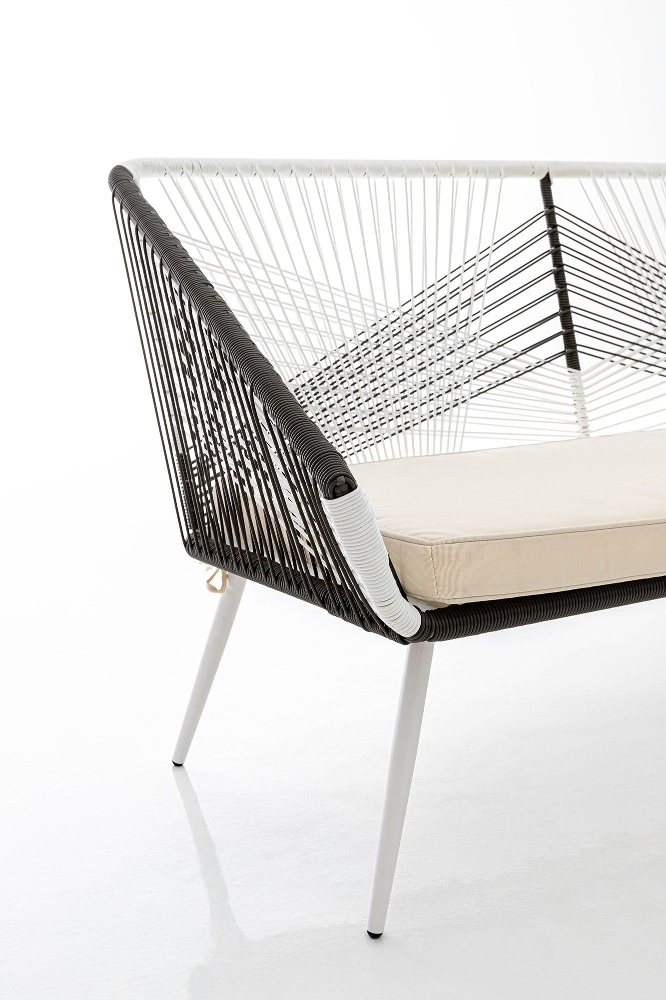Roberto Rattan 2-Seater Outdoor Sofa