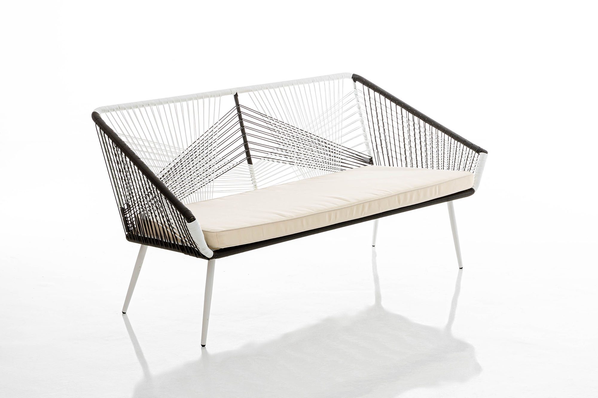 Roberto Rattan 2-Seater Outdoor Sofa